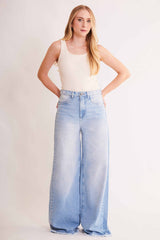 Calça Palazzo em Jeans com Bolsos e Passantes