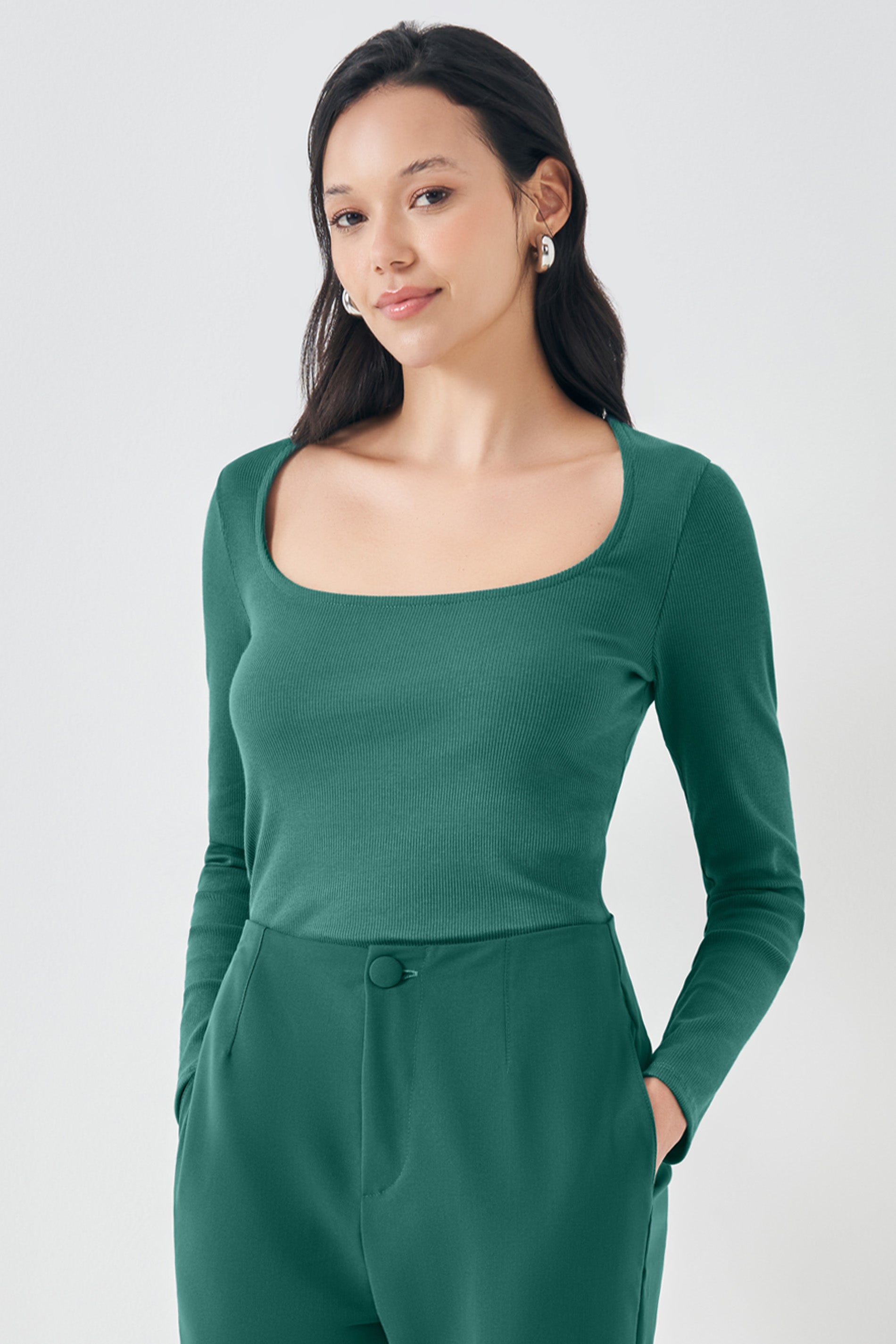 Blusa de Manga Longa em Ribana com Decote Quadrado