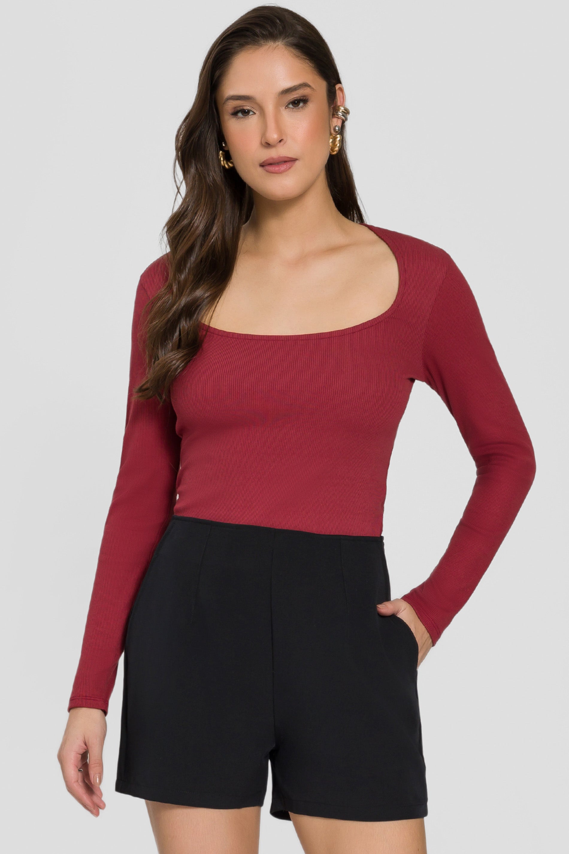 Blusa de Manga Longa em Ribana com Decote Quadrado