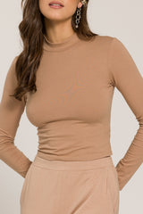 Blusa Cropped Manga Longa com Gola Baixa