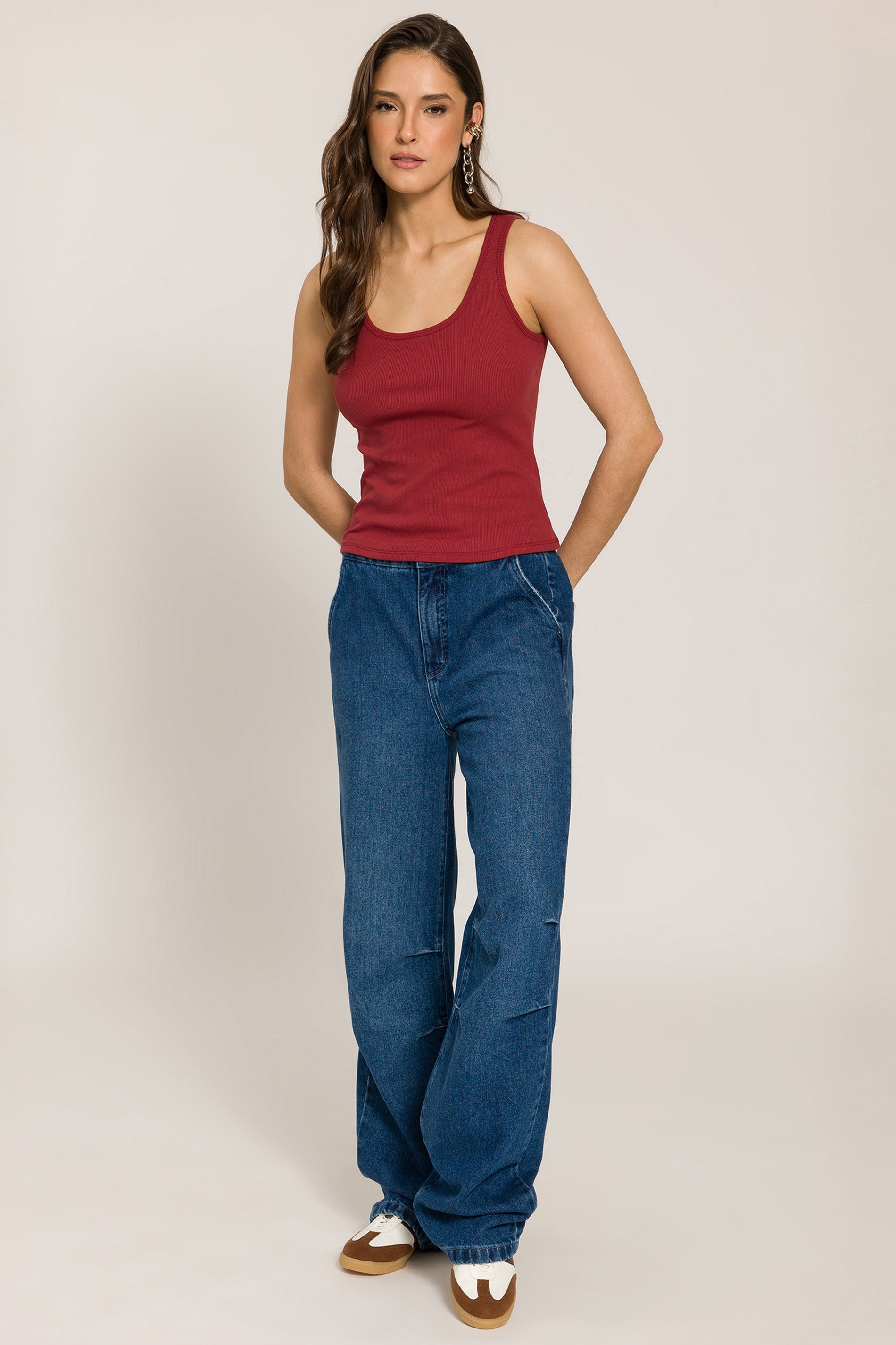 Regata em Ribana com Decote Redondo