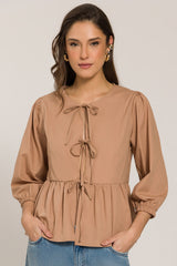 Blusa 7/8 em Tricoline com Amarrações e Babado