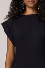 Vestido Curto com Manga Curta