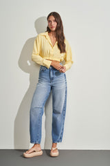 Camisa Cropped em Viscose Lisa com Manga Longa