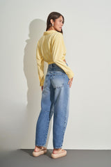 Camisa Cropped em Viscose Lisa com Manga Longa