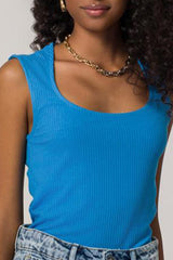 Blusa sem manga em ribana