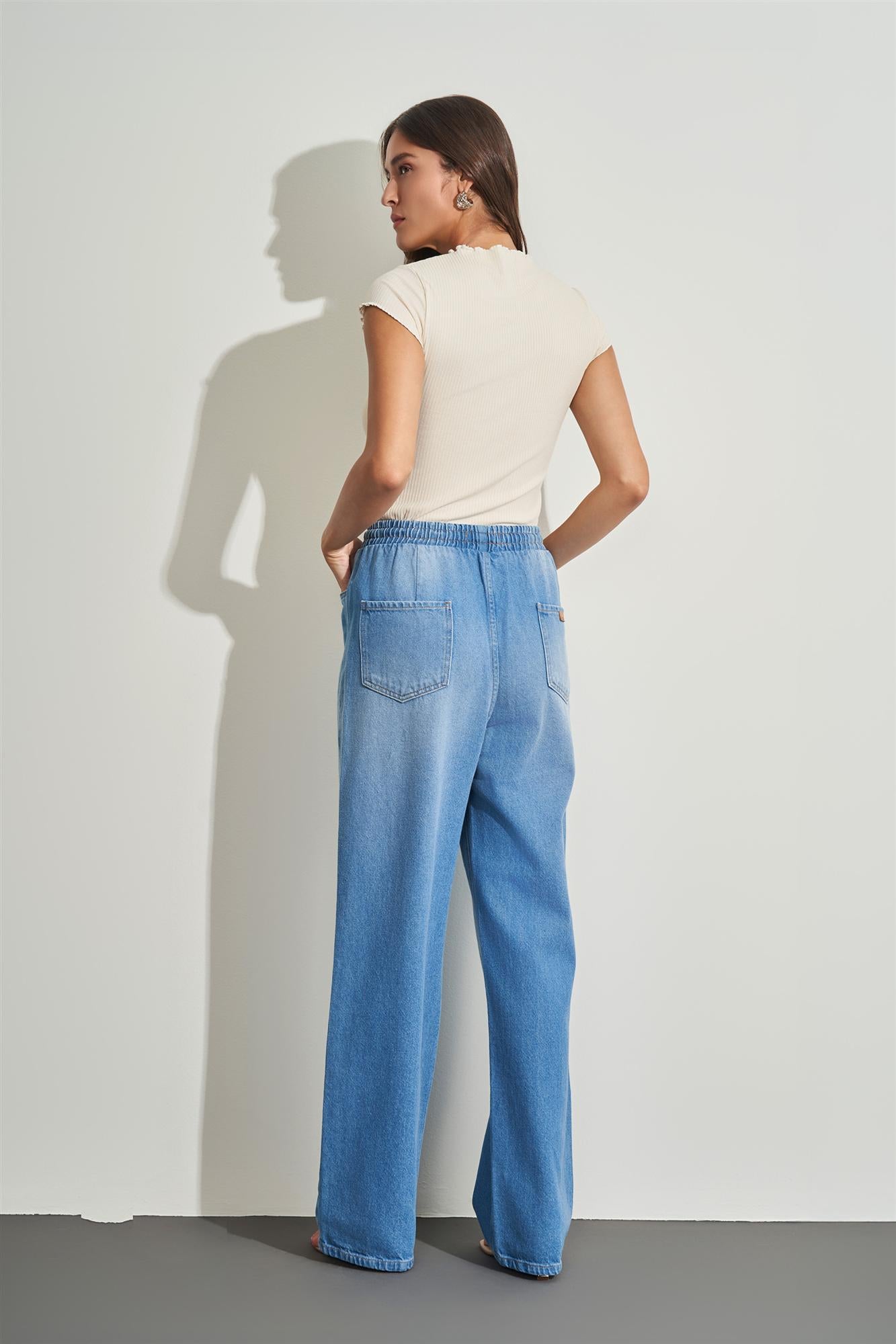Blusa de Manga Curta em Ribana com Gola Alta