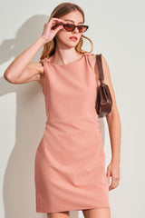 Vestido Curto sem Manga em Alfaiataria Comfy