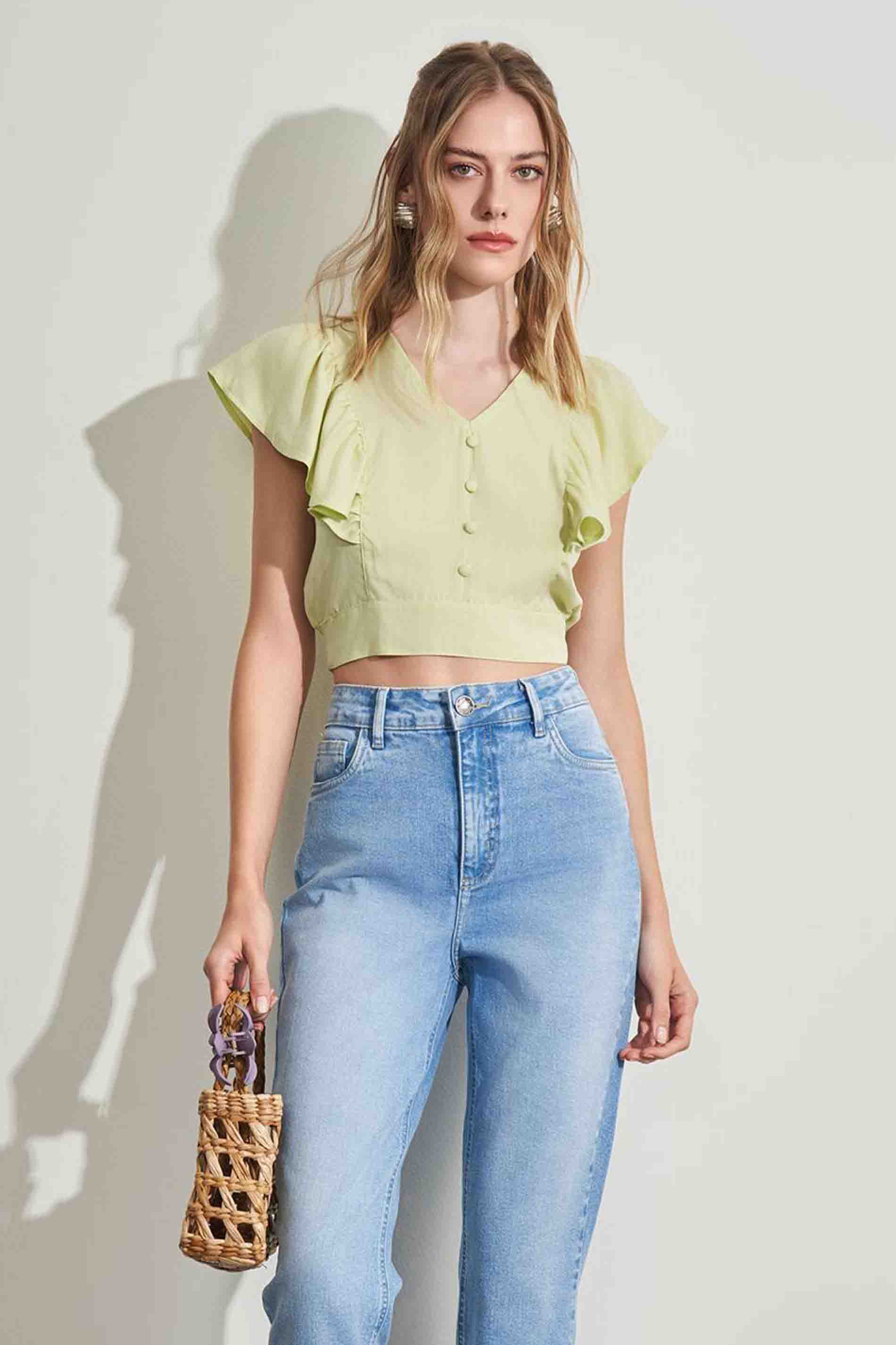 Calça Mom em jeans com elastano