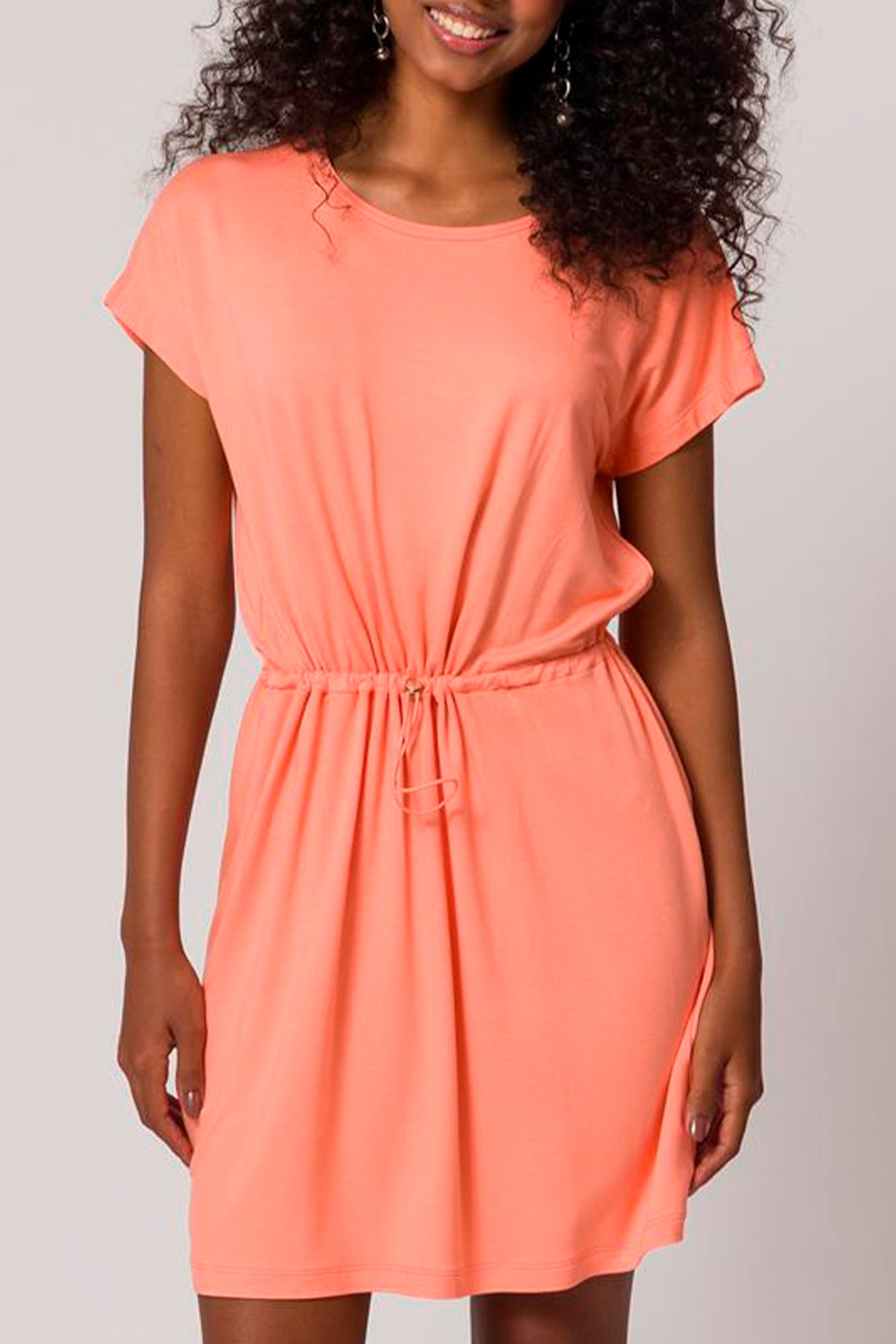 Vestido curto em moletinho com elastano