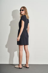 Vestido curto em moletinho com elastano