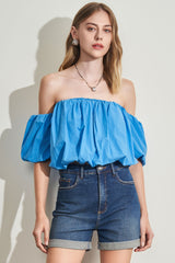 Shorts mom jeans com cintura alta