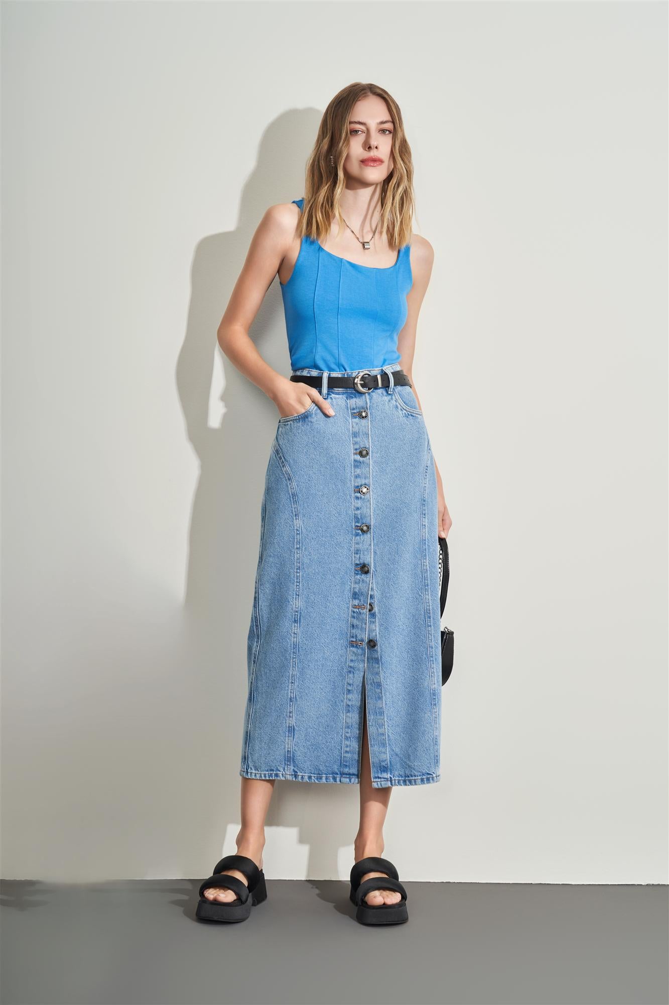 Blusa Sem Manga em Malha Bodycon