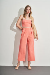 Calça Reta Cropped em Alfaiataria Comfy