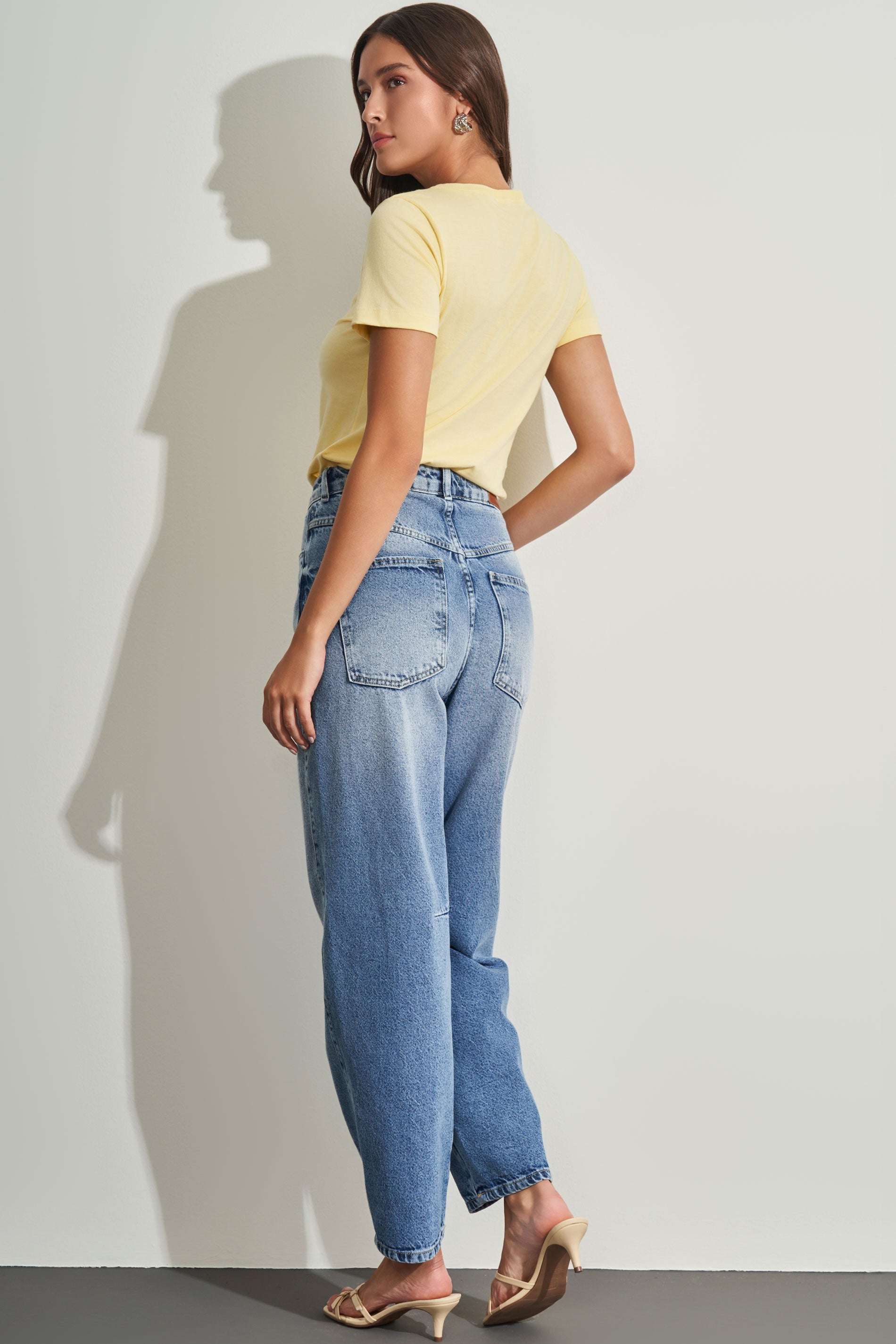 T-shirt com Estampa de Bota