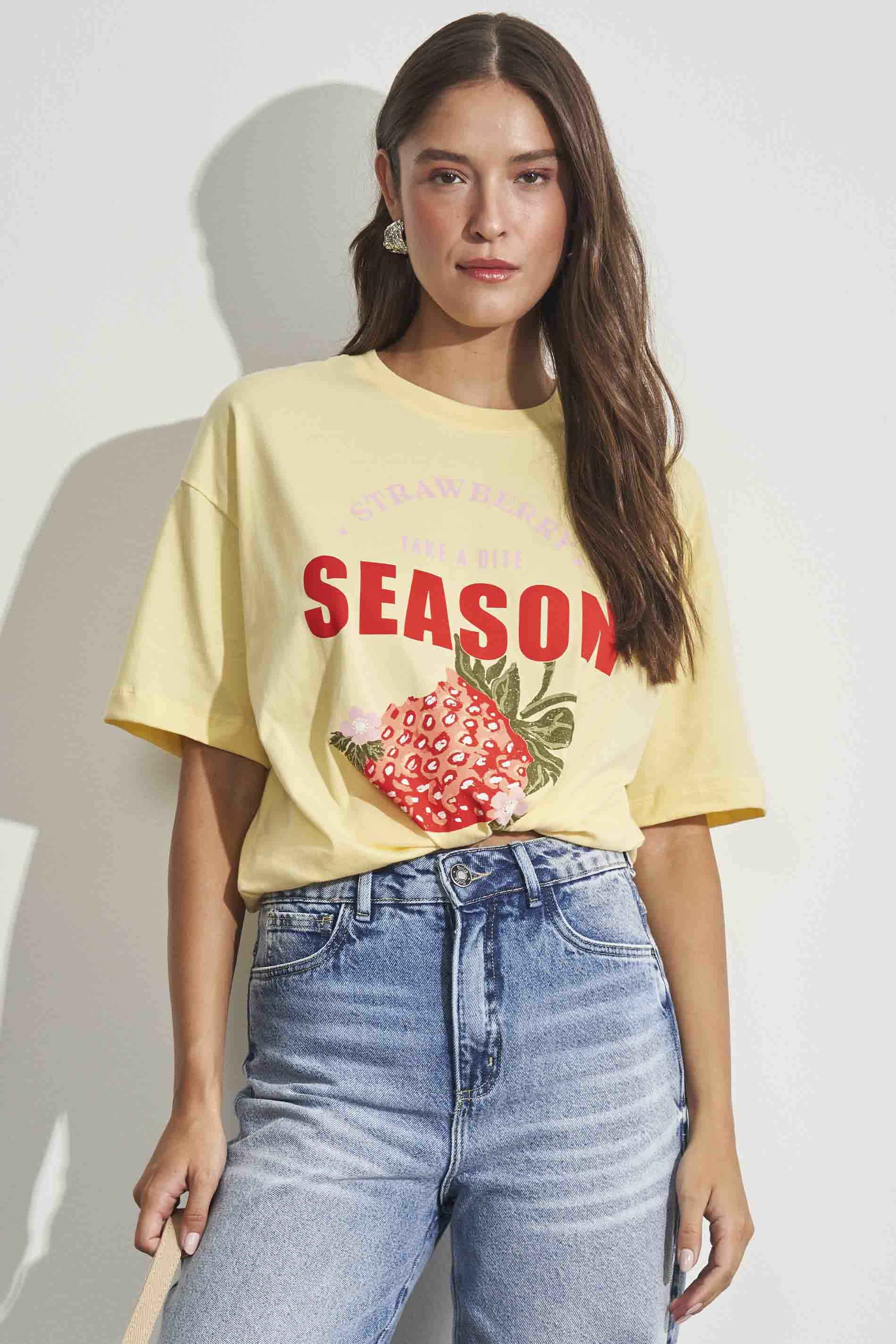 T-shirt oversized em meia malha com estampa