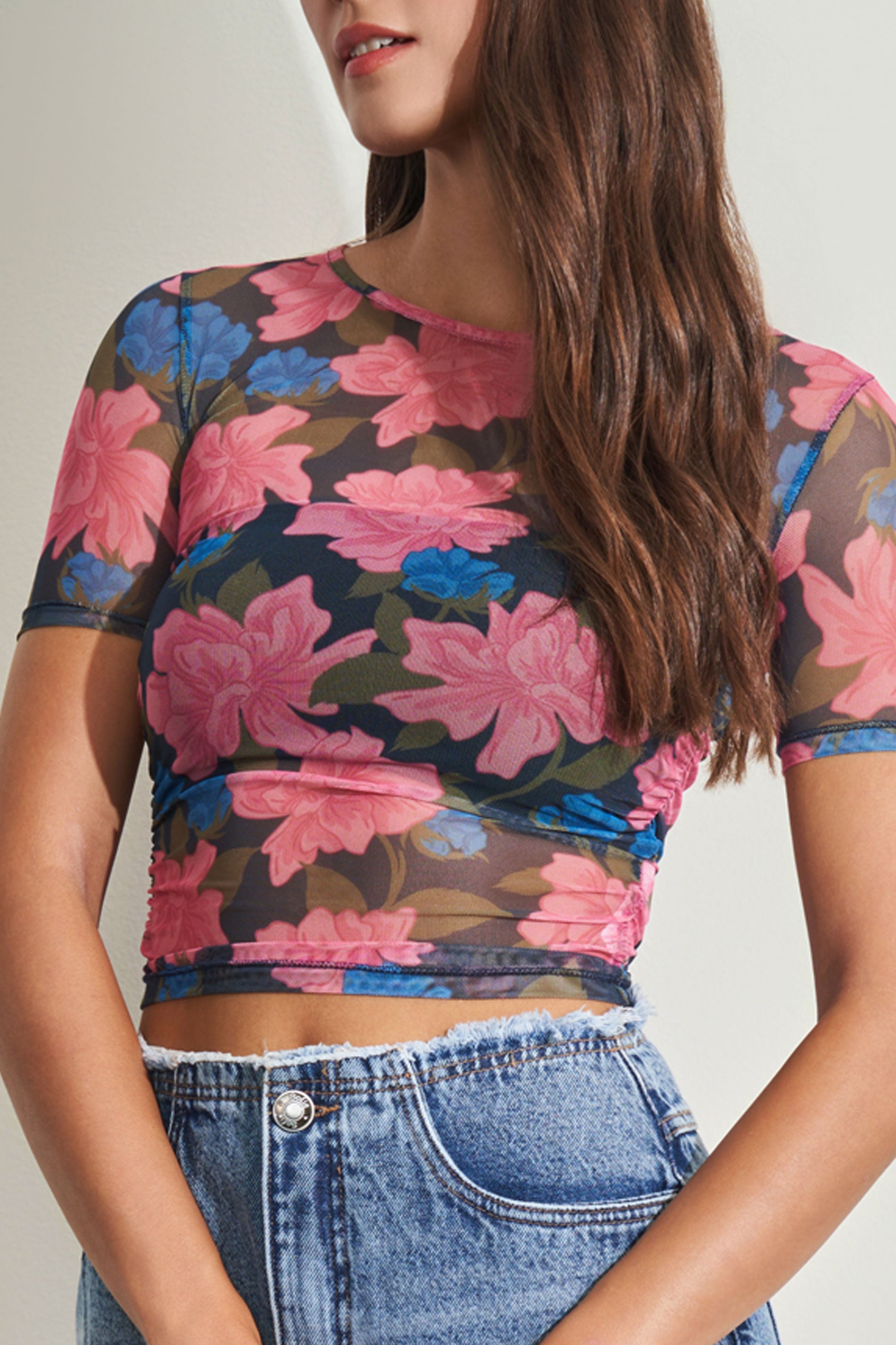 Blusa Cropped em Tule