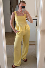 Blusa Giornata Alças Largas e Amarração em Laço Costas