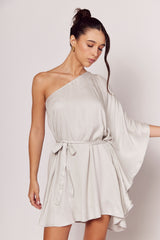 Vestido Curto de um Ombro Luminare com Amarração