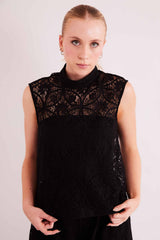 Blusa Urban Frame sem Manga em Plano Renda