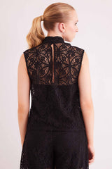 Blusa Urban Frame sem Manga em Plano Renda