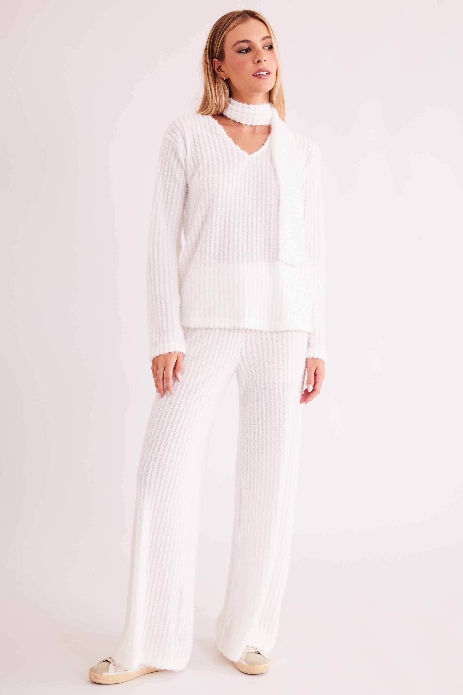 Blusa de Manga Longa New Ease em Malha Tricot Maquinetado