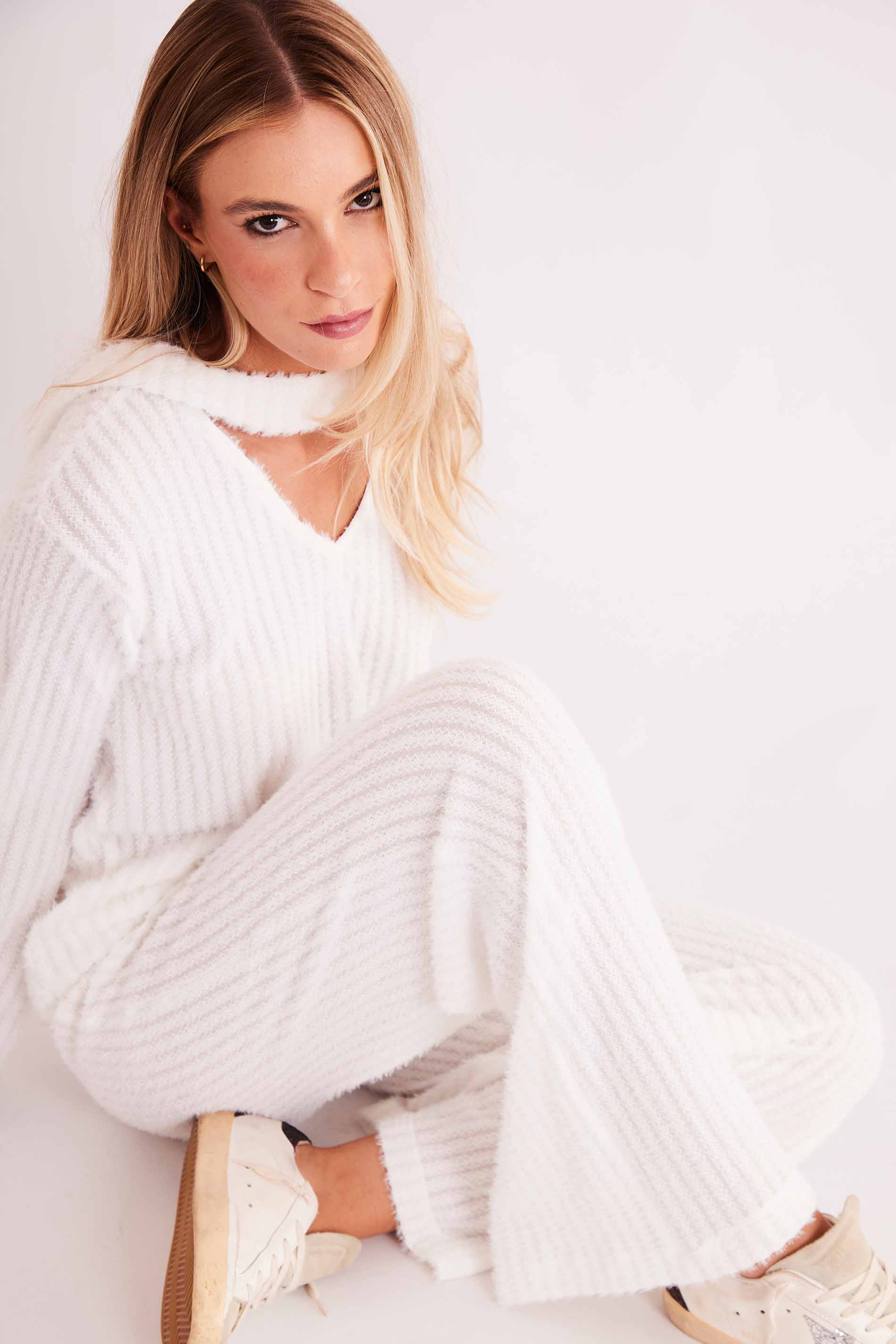 Blusa de Manga Longa New Ease em Malha Tricot Maquinetado