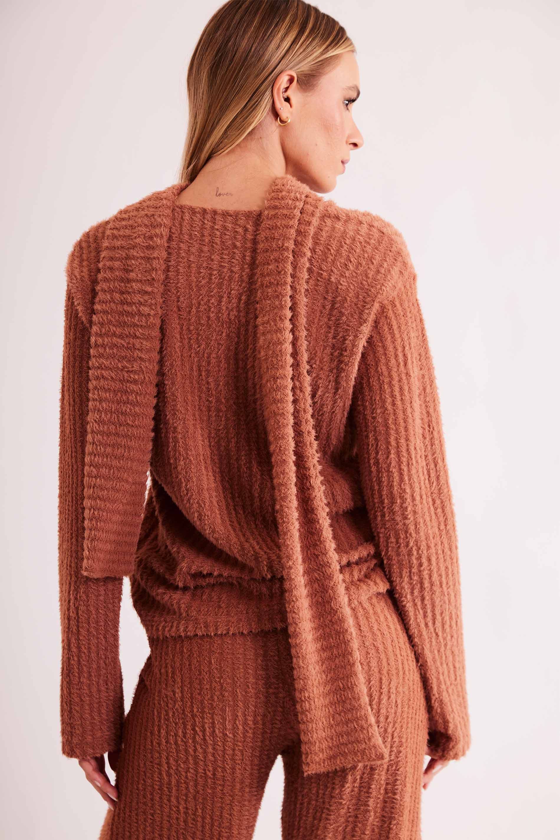 Blusa de Manga Longa New Ease em Malha Tricot Maquinetado