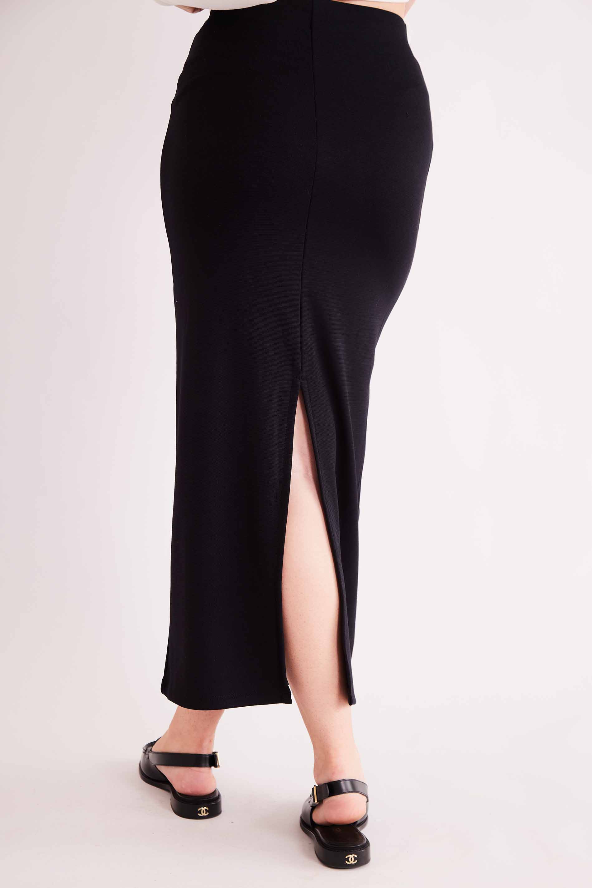 Saia Midi Urban Frame em Malha Bodycon