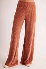 Calça New Ease em Tricot Maquinetado