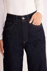 Calça Reta Allure em Denim