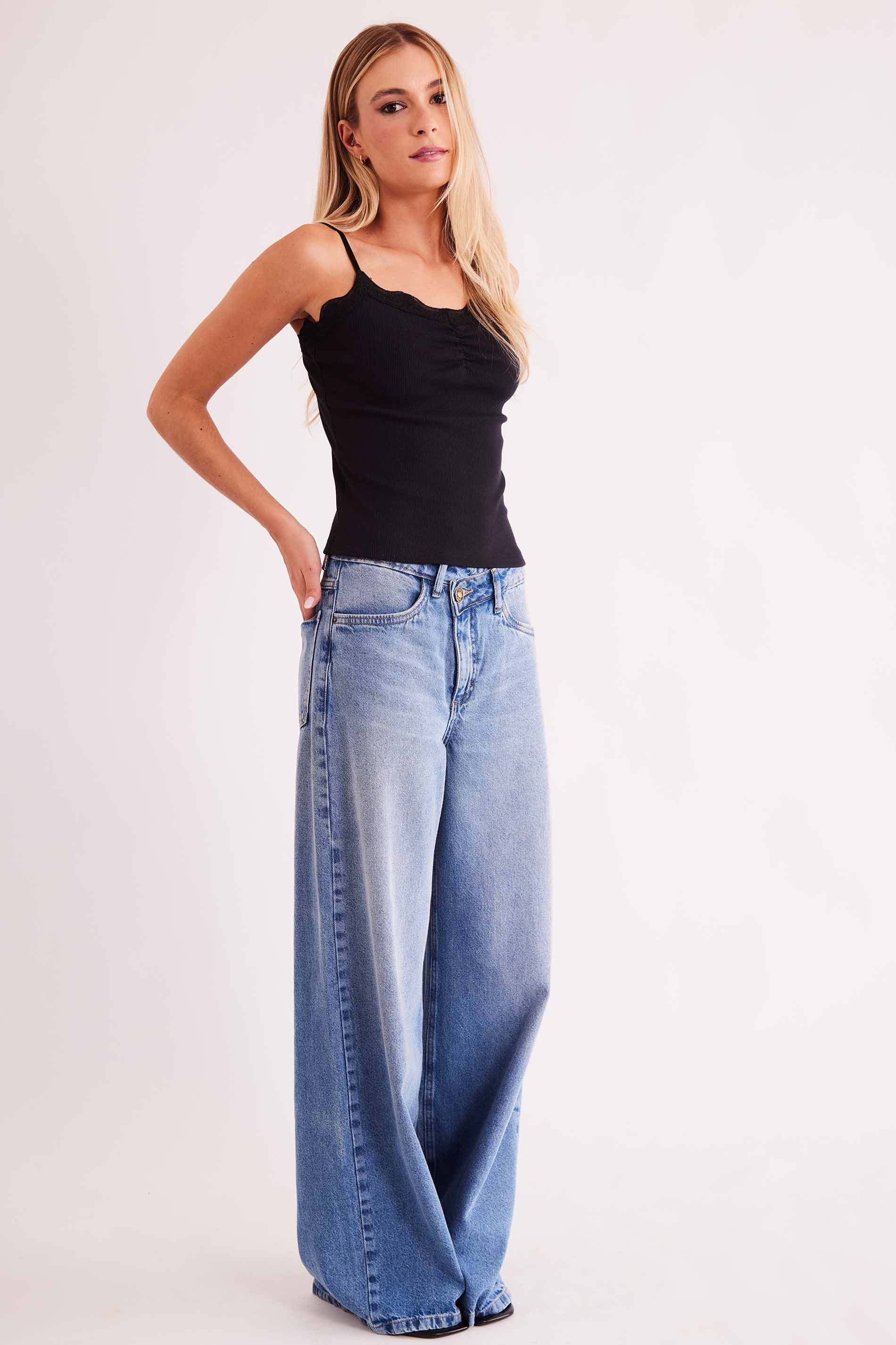 Blusa de Alça New Ease em Ribana
