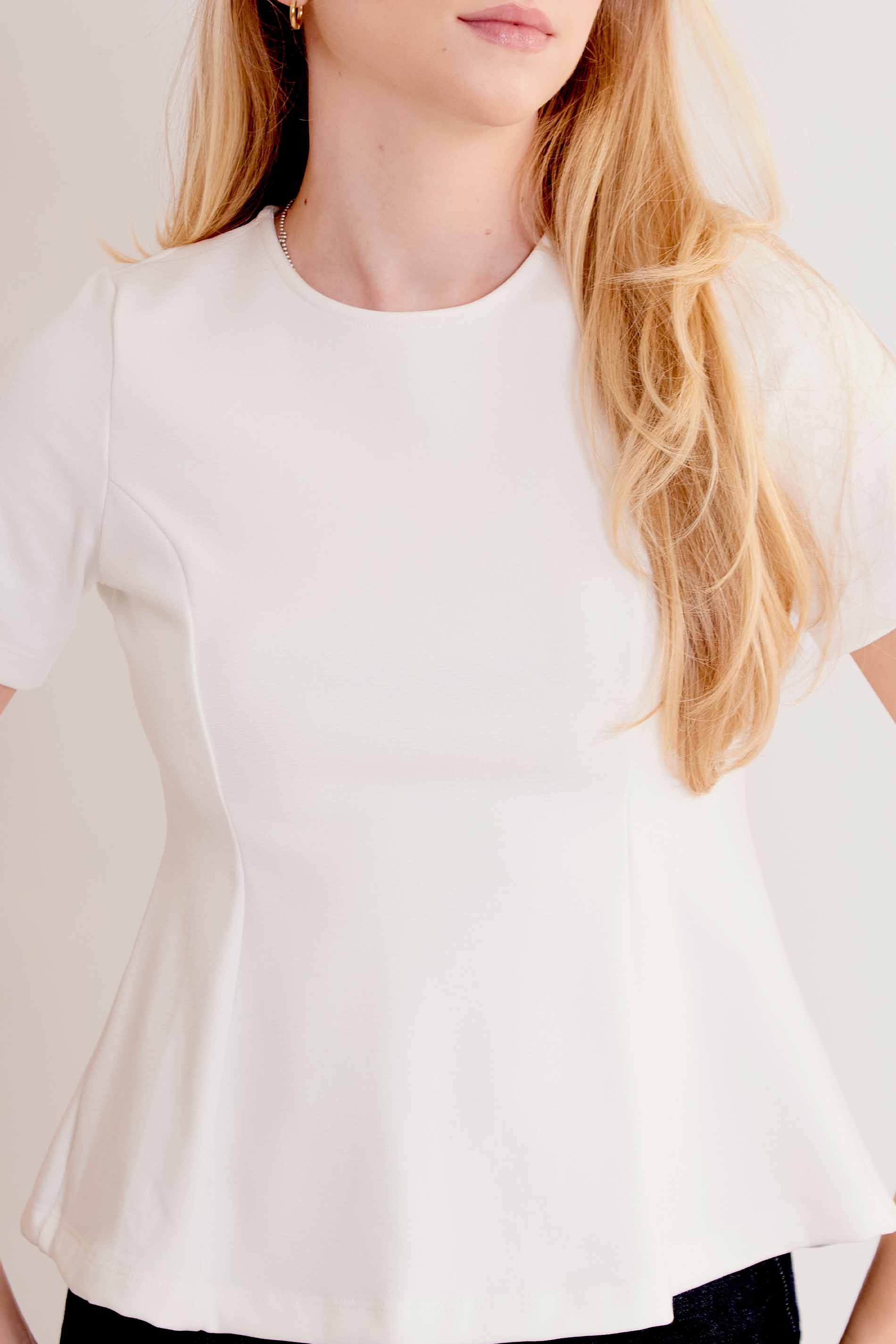 Blusa de Manga Curta Allure em Malha Bodycon