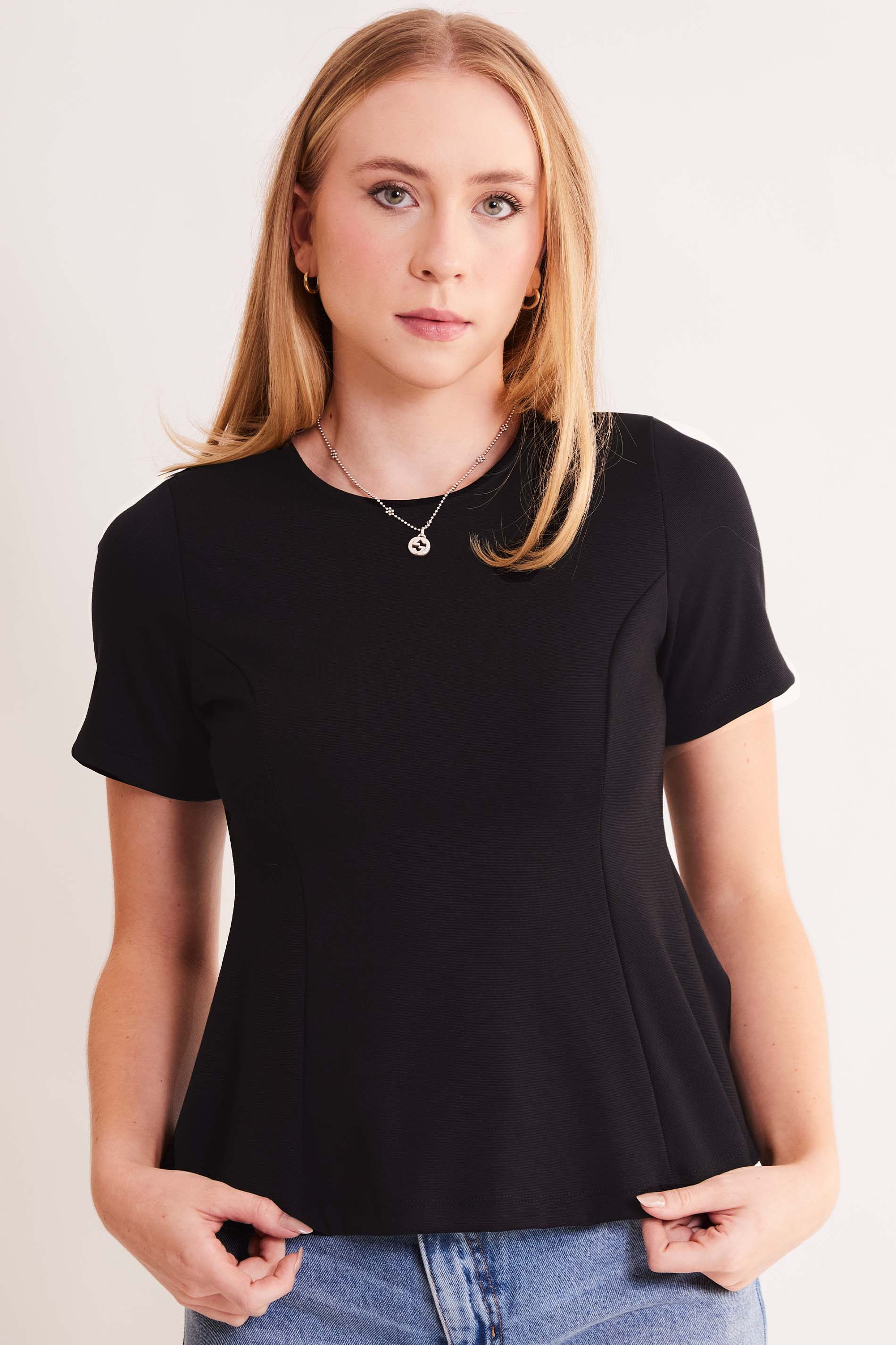 Blusa de Manga Curta Allure em Malha Bodycon