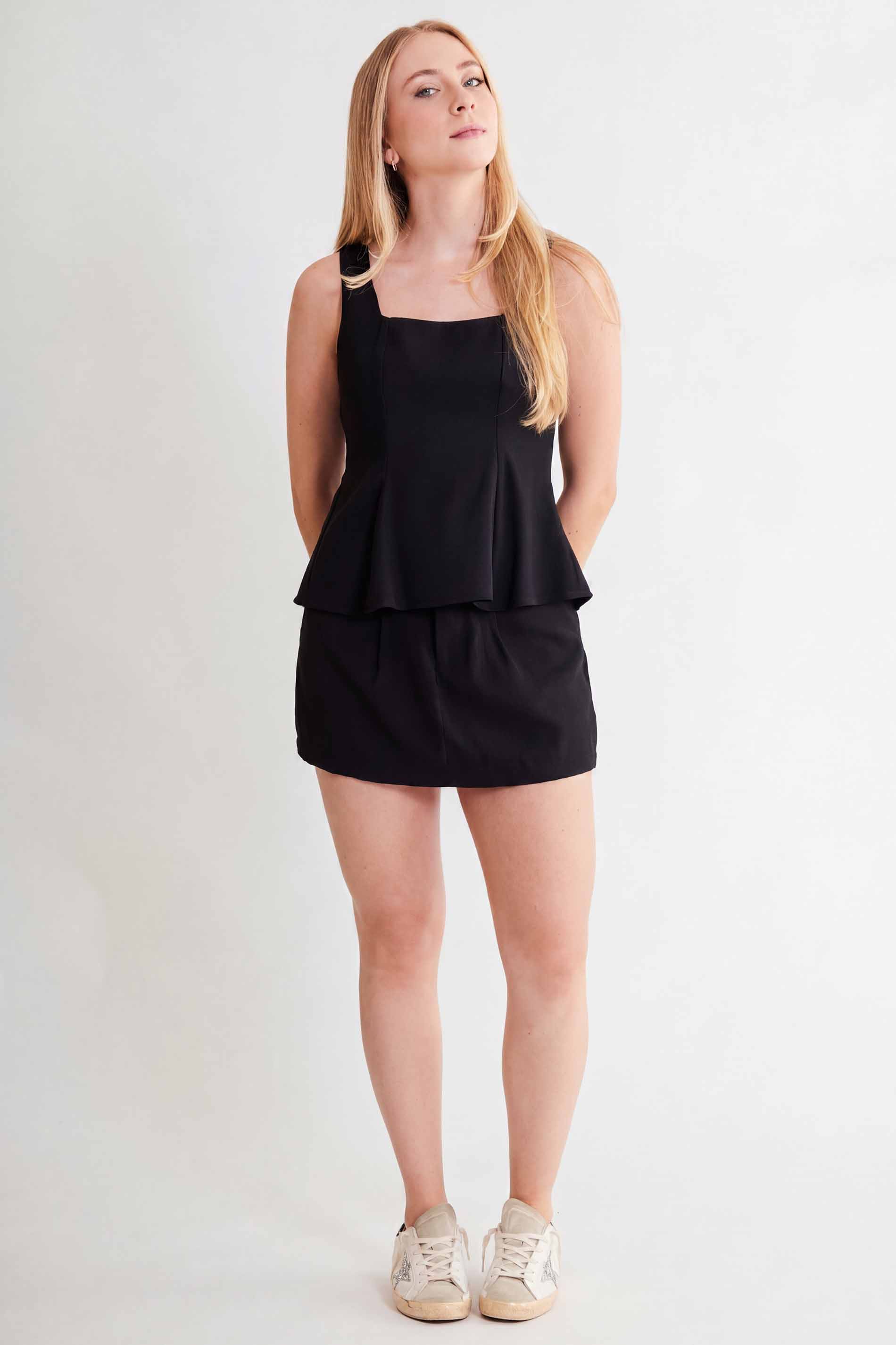 Blusa sem Manga After Dusk em Plano Alfaiataria