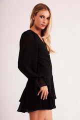 Vestido Curto de Manga Longa New Ease em Plano Chiffon