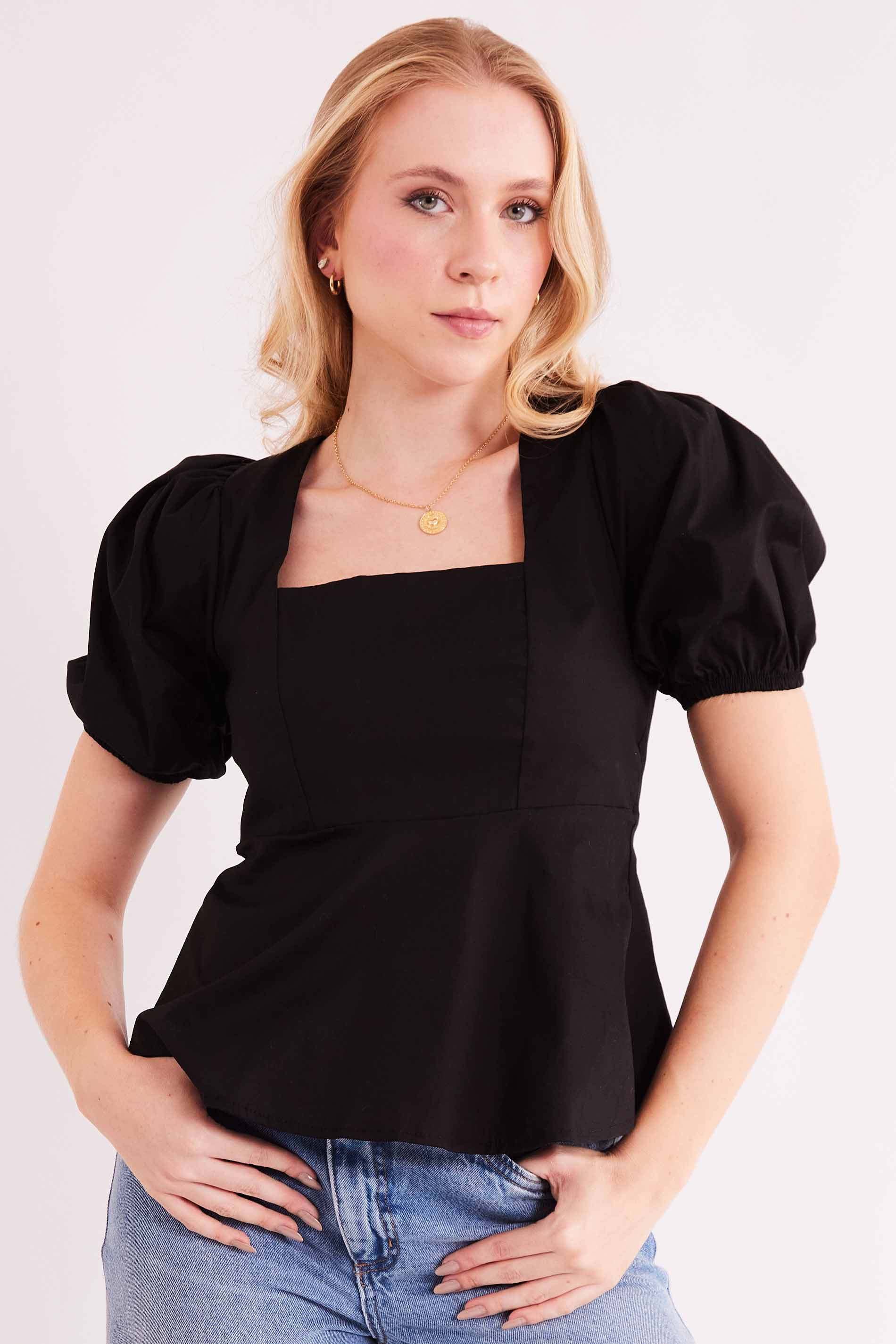 Blusa de Manga Curta Urban Frame em Plano Tricoline com Elastano