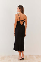 Vestido Midi em Cetim Alças Finas Soft Glam - Sofie