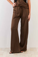 Calça Pantalona Cetim com Cós de Elástico Soft Glam - Sofie
