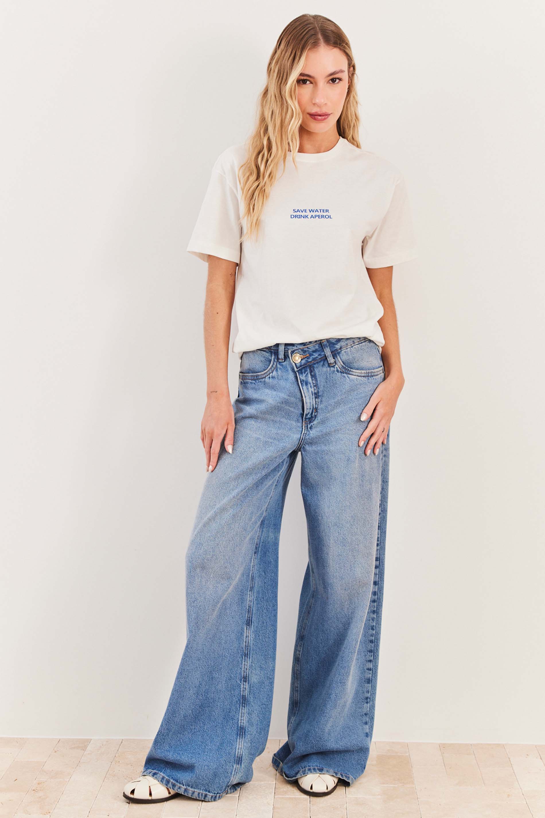 T-Shirt Feminina Manga Curta Algodão Spring Flow - Sofie