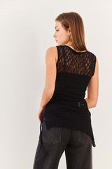 Blusa Sem Manga em Renda Fluid Bloom - Sofie