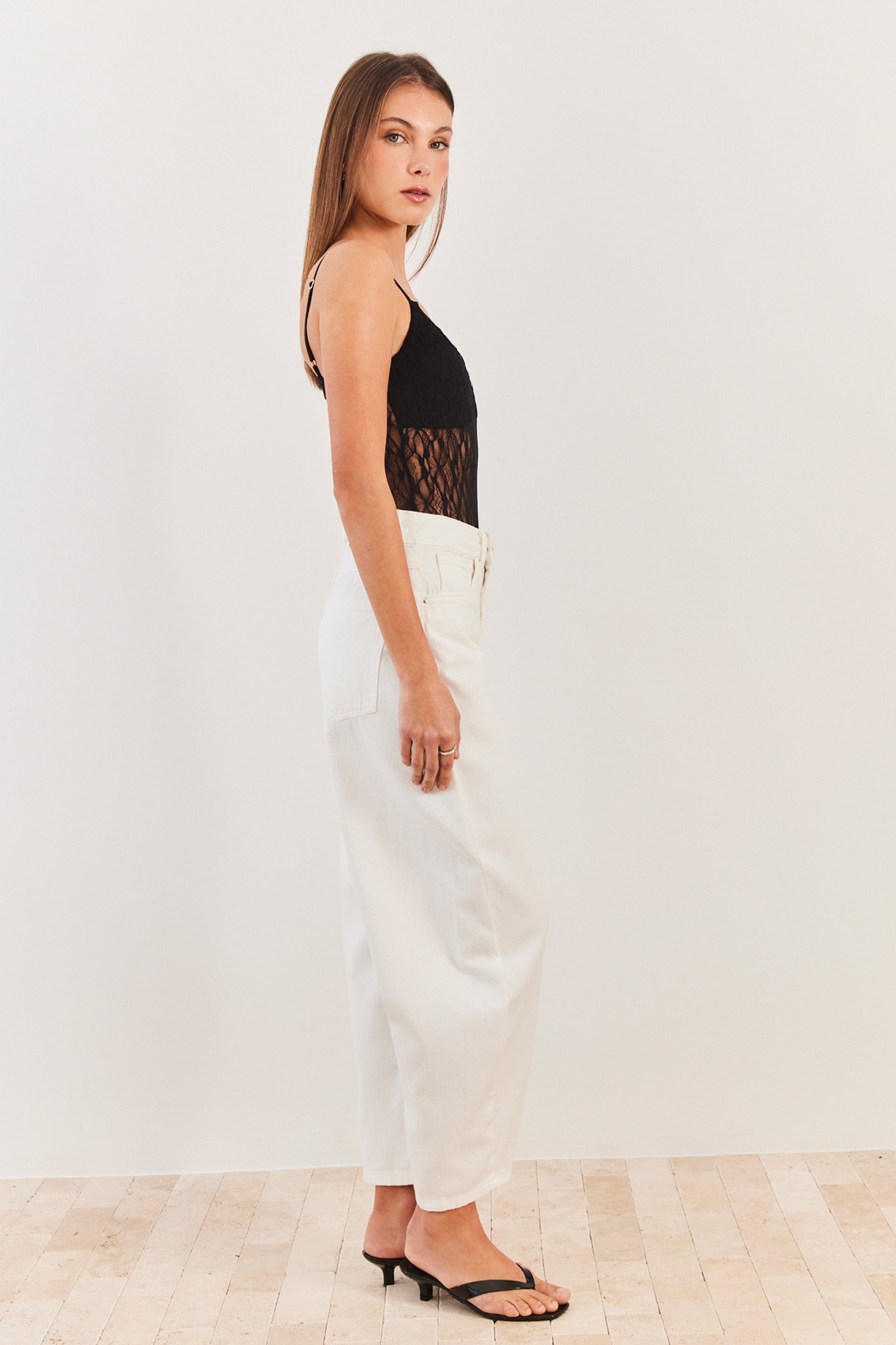 Body Feminino em Renda com Alças Urban Codes - Sofie