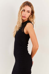 Vestido Midi em Renda Ajustado Forrado Fluid Bloom - Sofie
